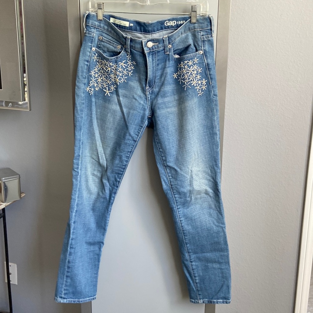 Gap 1969 authentic best girlfriend jeans